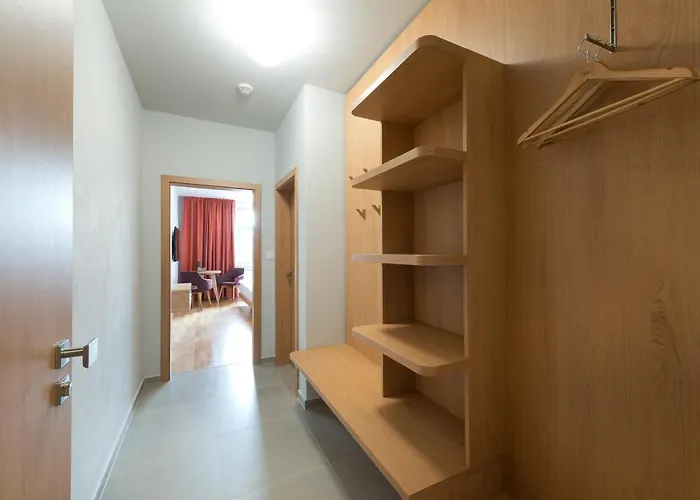 Hotel Tri Knizata